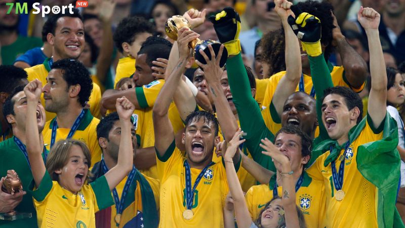 Những giai đoạn chuyển mình chiến thuật đáng chú ý của Brazil