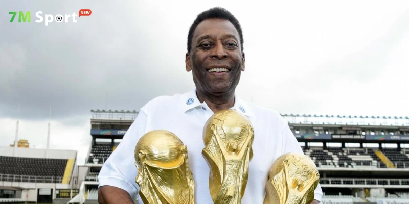 Không thể phủ nhận sự vĩ đại của Pele trong làng túc cầu